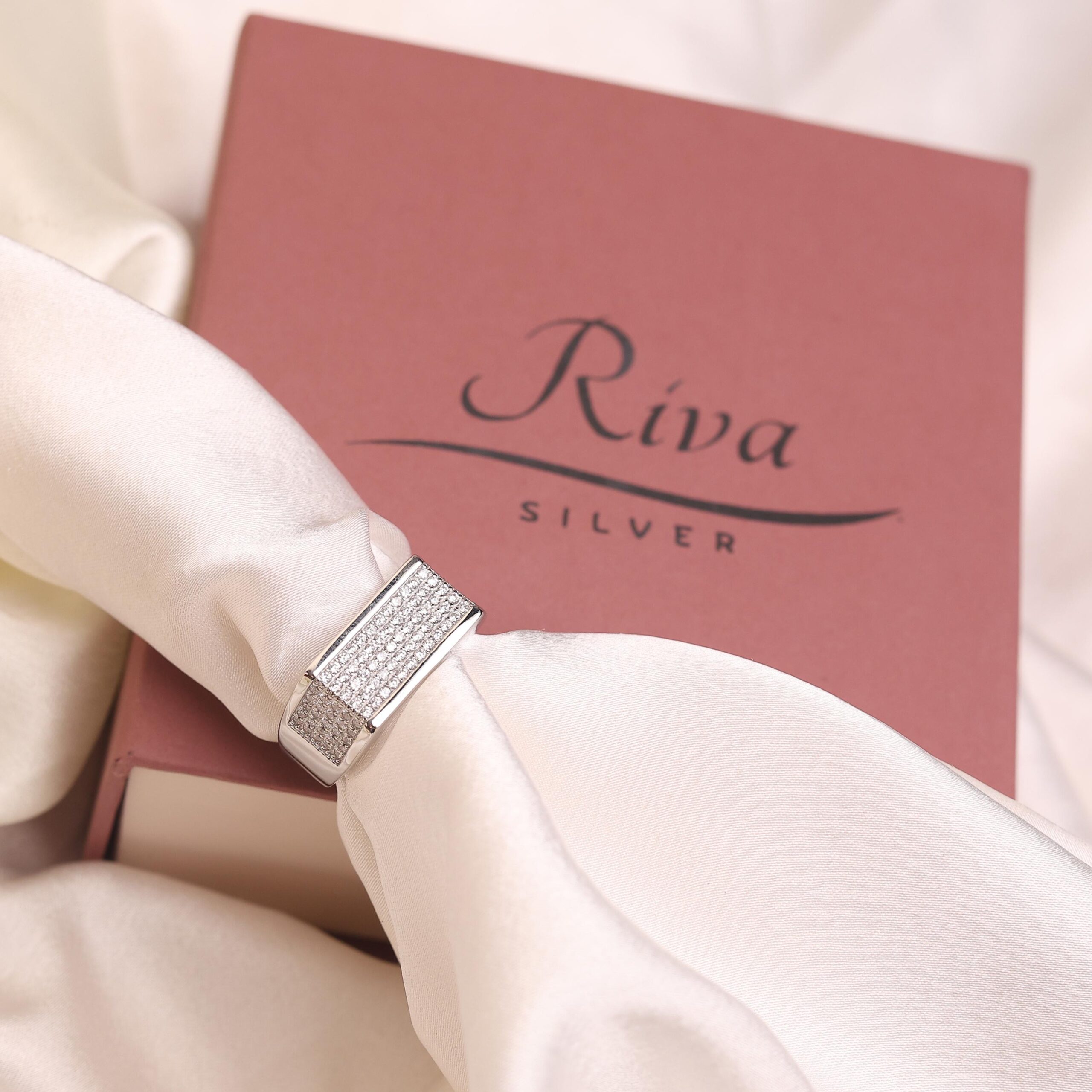 Men’s Silver Grid Ring - Image 3