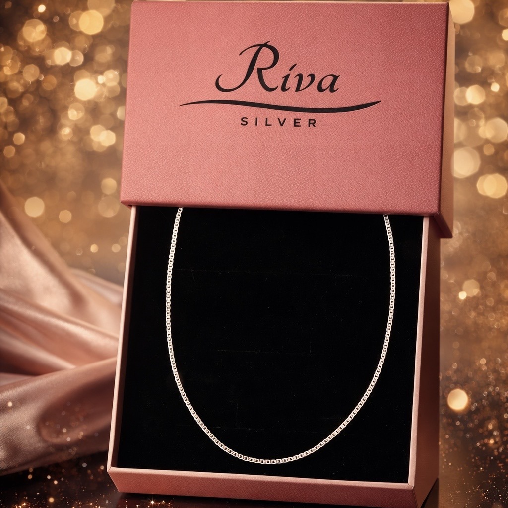 Sleek Silver Chain - Image 4