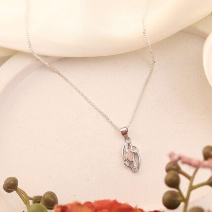 Silver Leaf Pendant Necklace