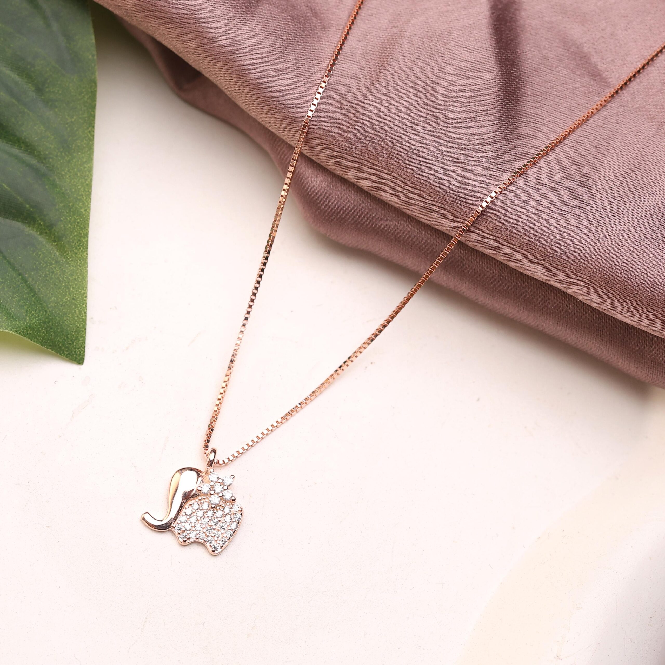 Elegant Rose Gold Crystal Cluster Pendant - Image 5